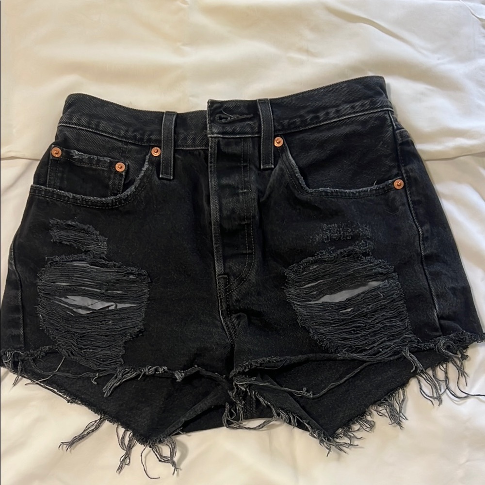 LEVI’S Black Distressed Women's Shorts